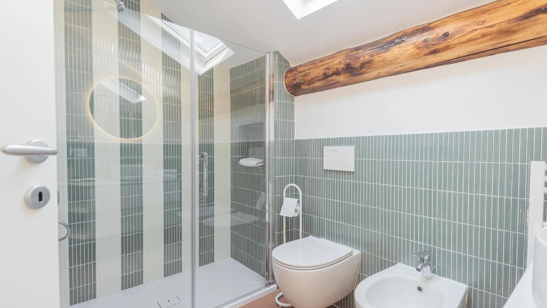 Rooftop Nest In Como City Center By Rent All Como Apartment