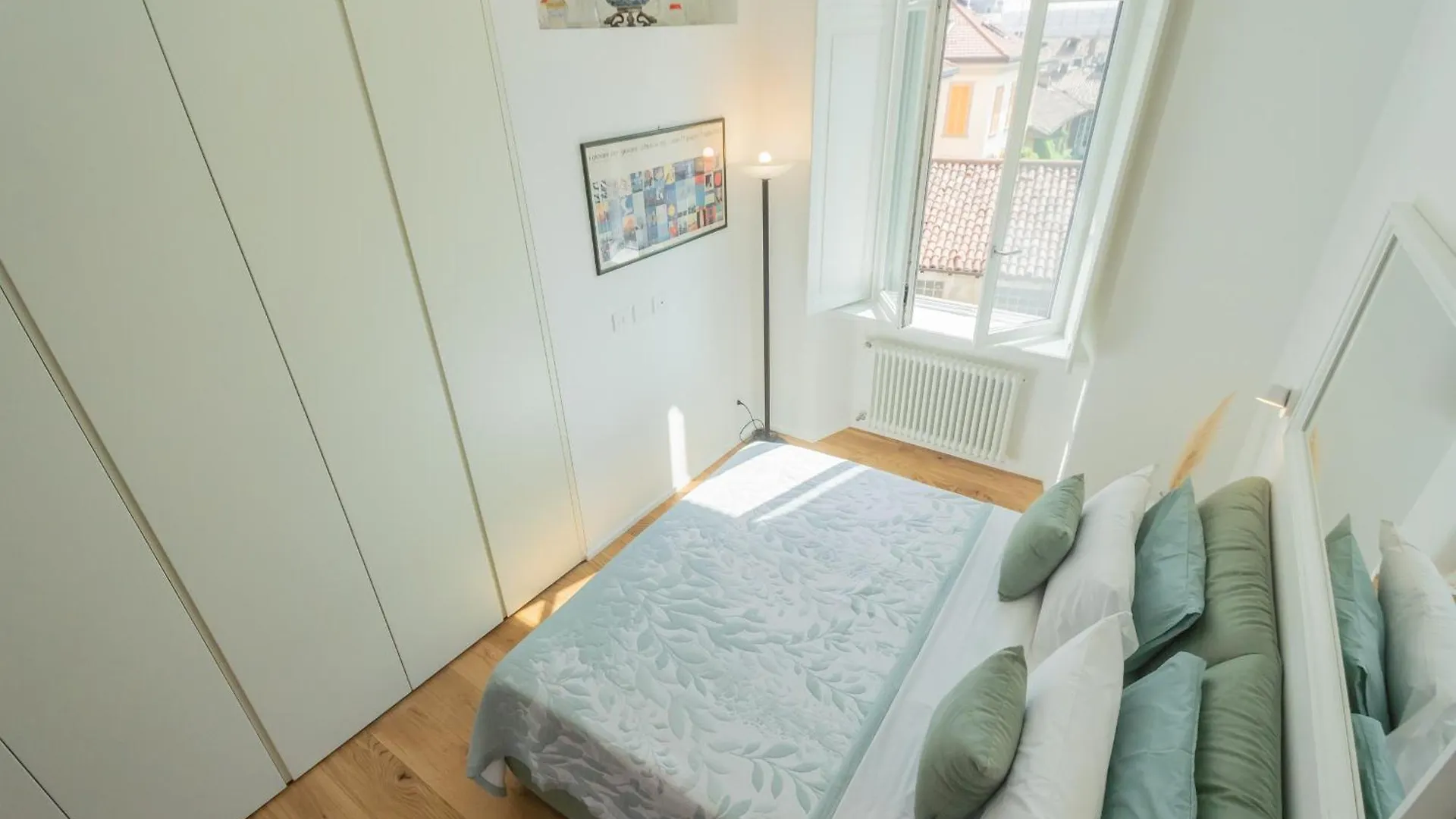 Rooftop Nest In Como City Center By Rent All Como Apartment