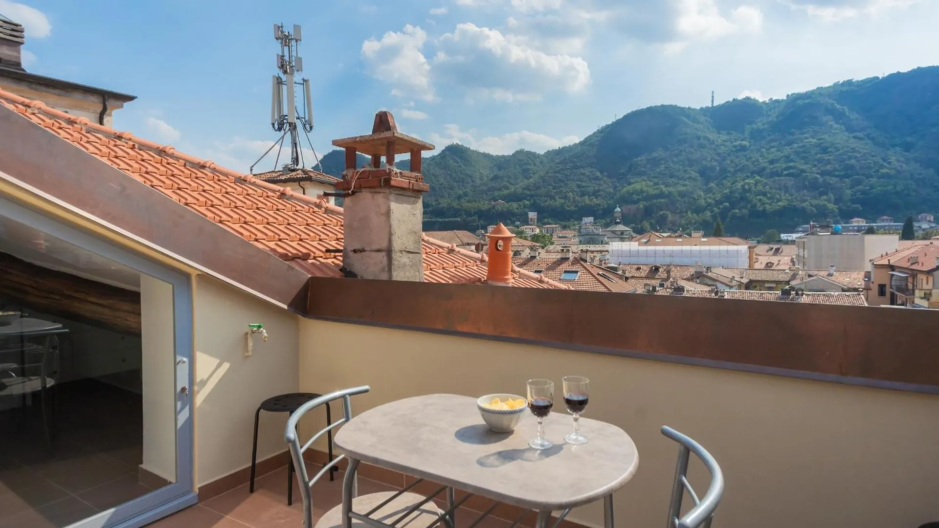 Apartment Rooftop Nest In Como City Center By Rent All Como